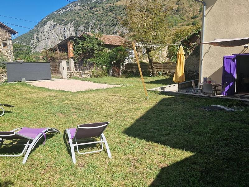 Vila La Glycine Sinsat Exteriér fotografie